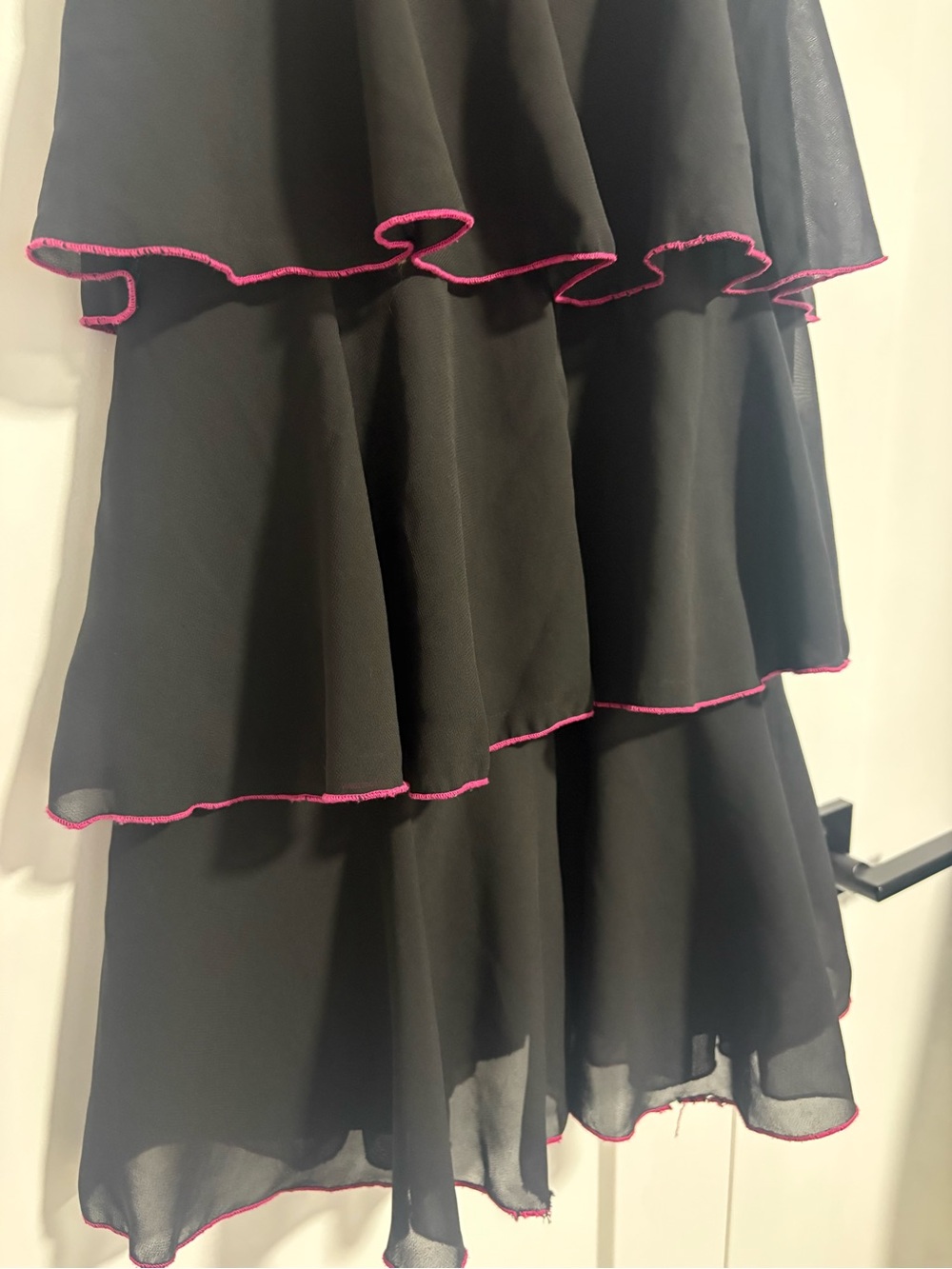 Y2K M Collection Prom‎ Black Hot Pink Scalloped Edge Tiered Mini Dress Size XS - Picture 4 of 11